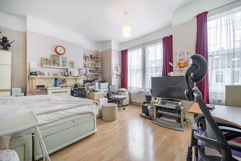 4 bedroom terraced house for sale, Englewood Road, Clapham South