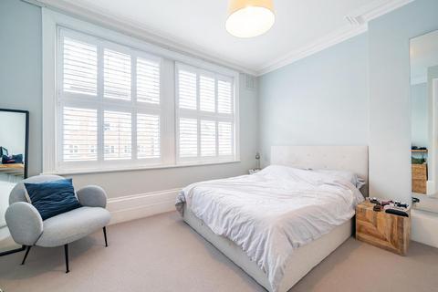 2 bedroom flat for sale, Terrapin Road, Balham