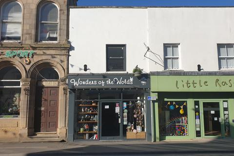 Shop for sale, Market Place, Driffield