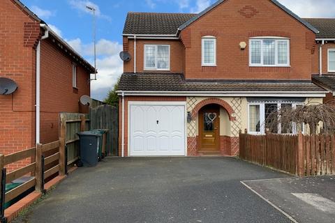 4 bedroom detached house for sale, Mason Crescent, Swadlincote, DE11