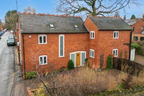 4 bedroom detached house for sale, Greatheed Road Leamington Spa, Warwickshire, CV32 6ES