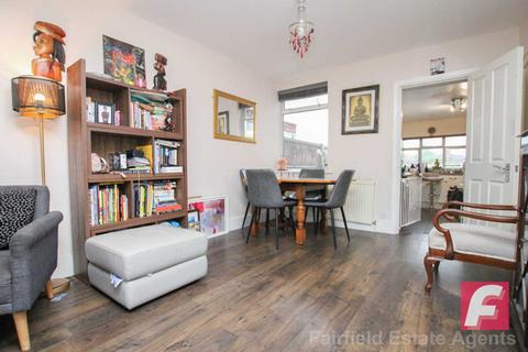 4 bedroom terraced house for sale, Osborne Road, Watford