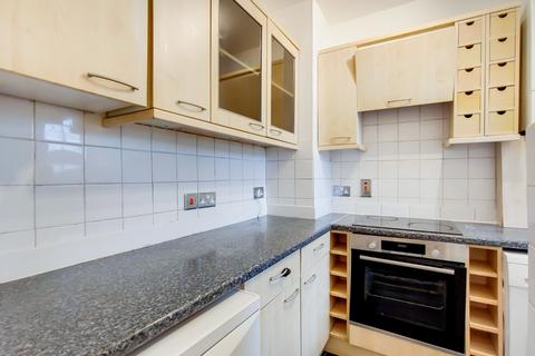 Flat 3, Frankham House Frankham Street, London, SE8 4RL