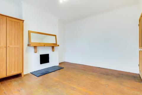 Flat 3, Frankham House Frankham Street, London, SE8 4RL