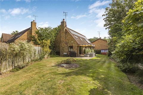 4 bedroom detached house for sale, Cubitts Close, Digswell, Hertfordshire