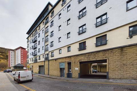 2 bedroom flat to rent - Gentle's Entry, Old Town, Edinburgh, EH8