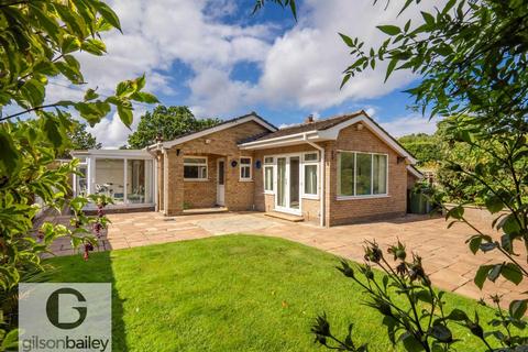 4 bedroom detached bungalow for sale, Cucumber Lane, Norwich NR13