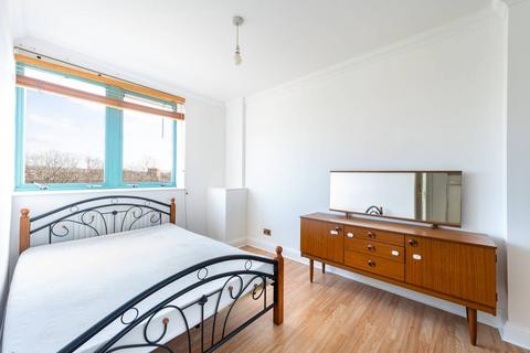 2 bedroom flat to rent - Shoot Up Hill, Kilburn, London, NW2