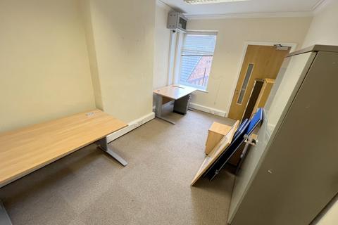 Office to rent, Prestwich, Manchester M25