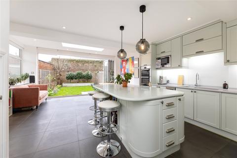 4 bedroom end of terrace house for sale, Old House Close, Wimbledon, London, SW19