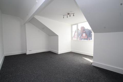2 bedroom flat to rent, Roman Place, Roundhay, Leeds, West Yorkshire, LS8
