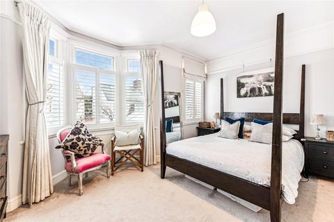 80 Muncaster Road, London, SW11 6NU
