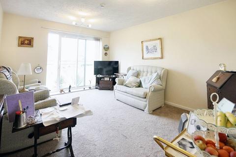 1 bedroom apartment for sale, Stratton Drive, St. Helens, WA9