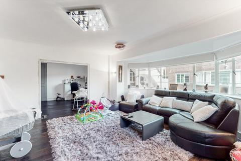 3 bedroom apartment for sale, Kendal Court, Shoot Up Hill, London, NW2