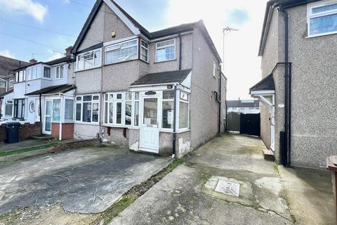 38 School Road, Dagenham, RM10 9QJ