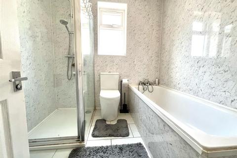 38 School Road, Dagenham, RM10 9QJ