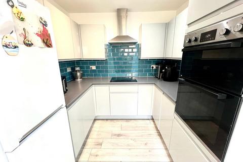 38 School Road, Dagenham, RM10 9QJ