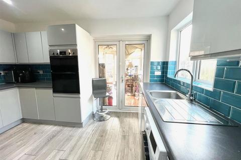 38 School Road, Dagenham, RM10 9QJ