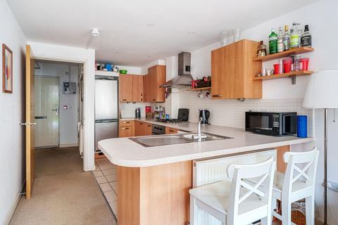 4 bedroom terraced house for sale - Burcher Gale Grove, London