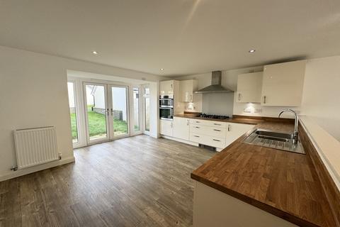 5 bedroom detached house to rent, Crebor Road, Tavistock PL19