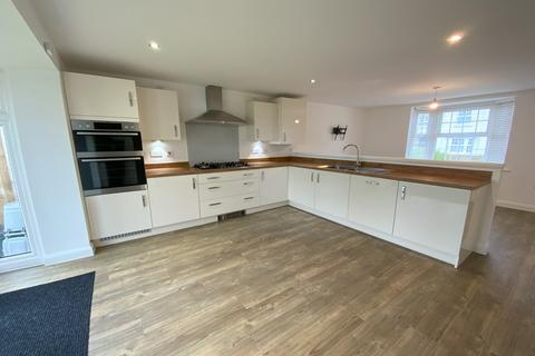 5 bedroom detached house to rent, Crebor Road, Tavistock PL19