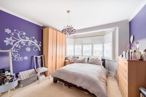 5 bedroom semi-detached house for sale, Courthouse Gardens,  Finchley,  N3