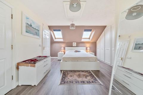 2 bedroom maisonette to rent - Newbury,  Berkshire,  RG14