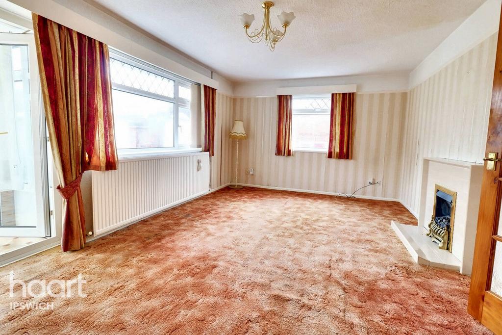 Dales Road, Ipswich 2 bed bungalow for sale £250,000
