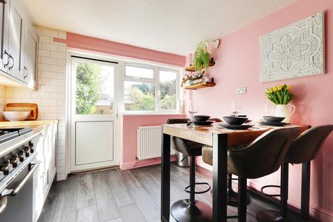 11 Wilmott Way, Winklebury, Basingstoke, RG23 8AP