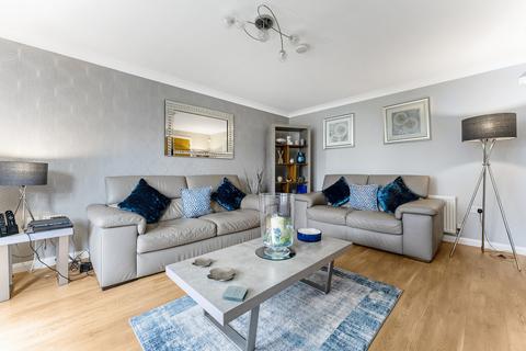 11 Canberra Crescent, Kirkcaldy, KY2 6GE