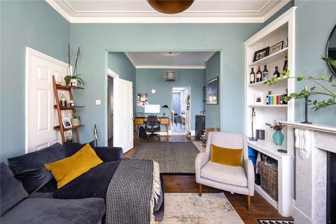132 Durrington Road, London, E5 0HS
