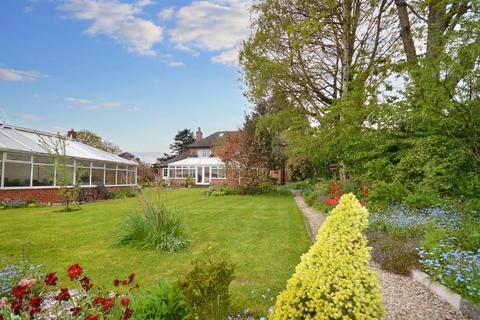 22 Vineyard Road, Hereford, HR1 1TT