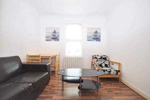 1 bedroom flat for sale, Churchfield Road, Acton