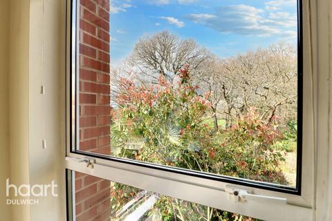 Flat 3, Ashdown Court Highwood Close, London, SE22 8NP