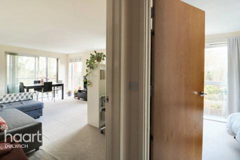 Flat 3, Ashdown Court Highwood Close, London, SE22 8NP