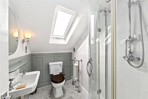 33 Sandycombe Road, Richmond, TW9 2EP