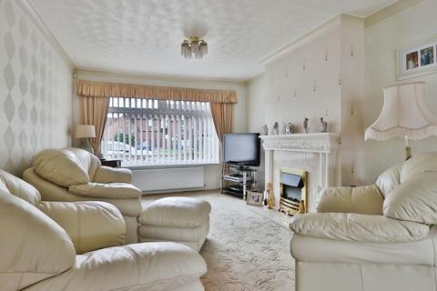 2 bedroom semi-detached bungalow for sale, Kelston Drive, Hessle, HU13 9HB