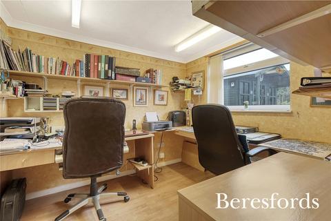20 Juniper Road, Boreham, Chelmsford, CM3 3DB