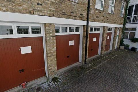 Garage to rent, Lancaster Gate, London W2