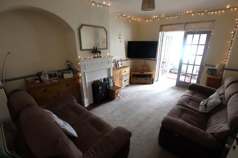3 bedroom end of terrace house for sale - Downing Road, Dagenham RM9