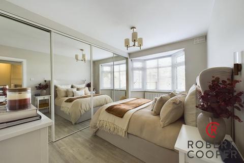 2 bedroom maisonette for sale, Beechwood Avenue, Ruislip, HA4