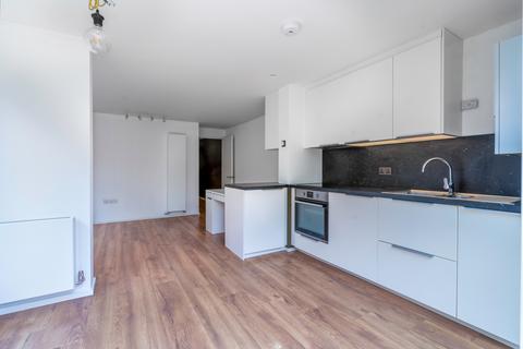 1 bedroom apartment to rent, Highbury Park, London, N5