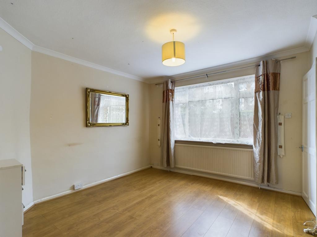 Thirlmere Avenue, Tilehurst, Reading, RG30 3 bed terraced house for