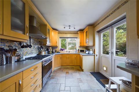 3 bedroom semi-detached house for sale - Westwood Road, Tilehurst, Reading, Berkshire, RG31