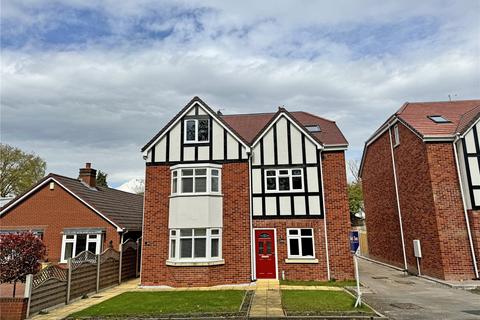 4 bedroom semi-detached house for sale, New Penkridge Road, Cannock, Staffordshire, WS11