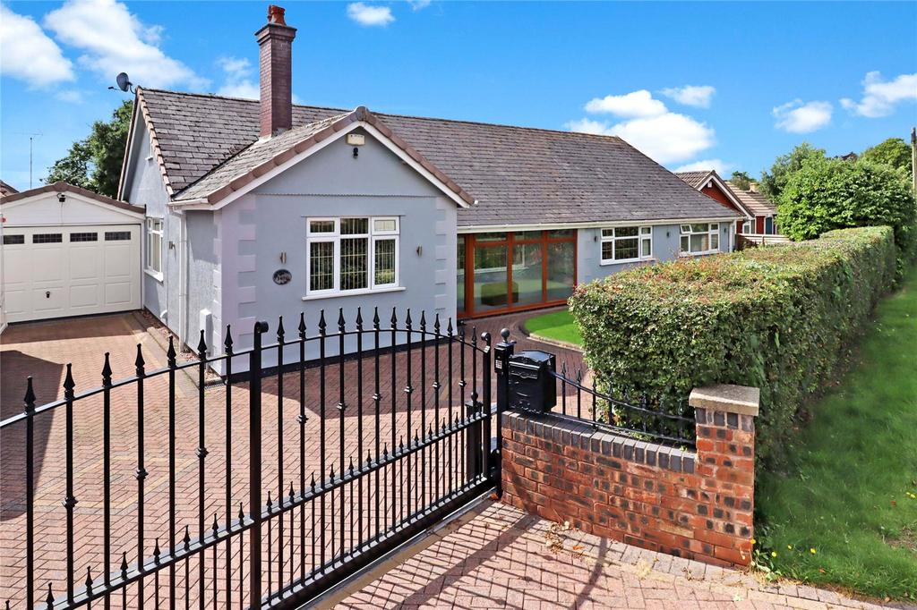 Hatherton Road, Cannock, WS11 4 bed bungalow for sale £525,000