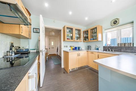 3 bedroom detached house for sale, Riverside, Codmore Hill, Pulborough, West Sussex, RH20