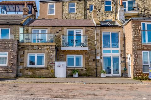 3 bedroom terraced house for sale, Harbour Road, Seahouses, Northumberland