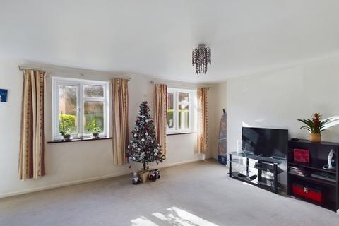 2 bedroom apartment for sale, Durham Close, Dover