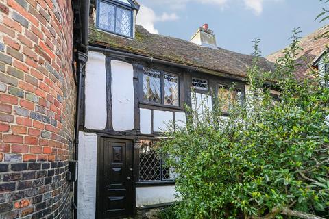 2 bedroom terraced house for sale, Church Square, Rye, East Sussex TN31 7HG